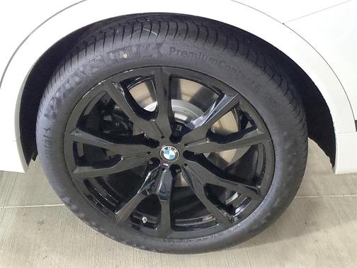 2026 BMW X7 M60i