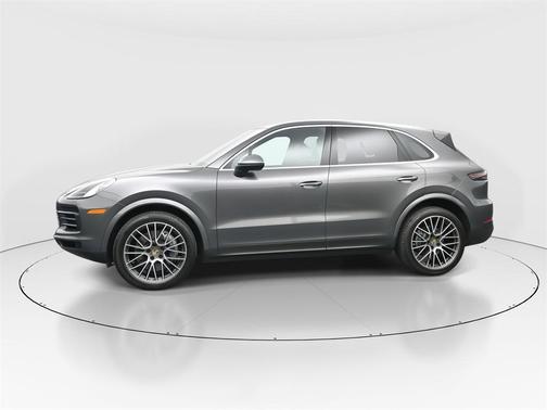 2022 Porsche Cayenne Base