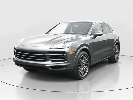 2022 Porsche Cayenne Base