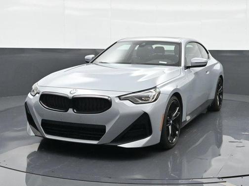 2022 BMW 230 i