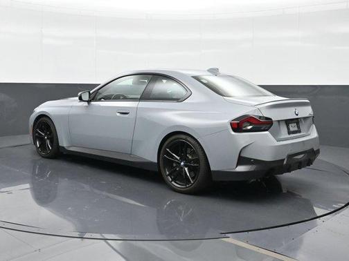 2022 BMW 230 i