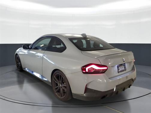 2022 BMW 230 i
