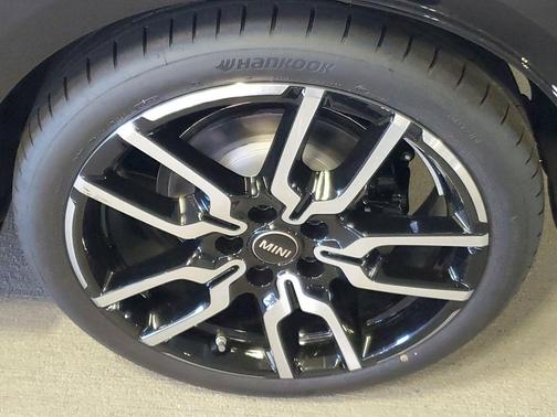 White Metallic 2026 MINI Hardtop Cooper S