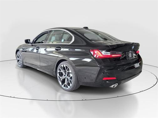2025 BMW 330 i