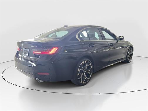 2025 BMW 330 i