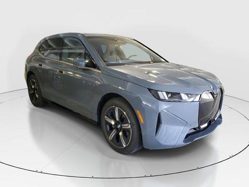 2026 BMW iX xDrive45