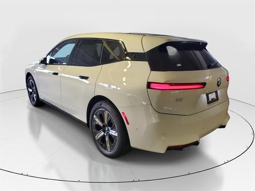 2026 BMW iX xDrive60