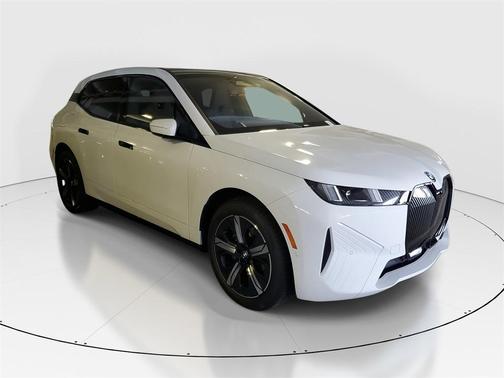 2026 BMW iX xDrive60