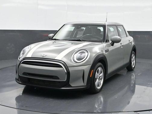 2022 MINI Hardtop Cooper