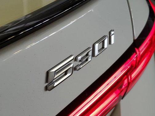 2026 BMW 530 i