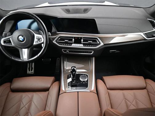 2023 BMW X5 sDrive40i