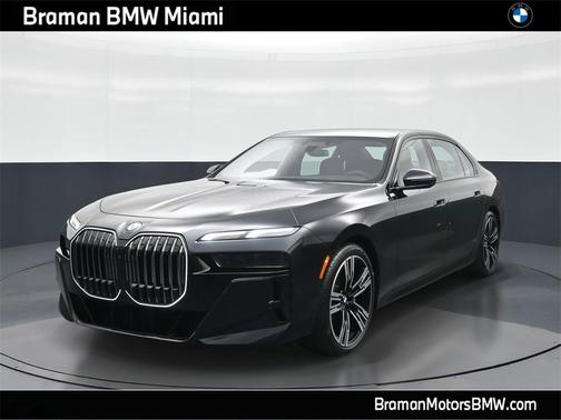 2025 BMW 740 i