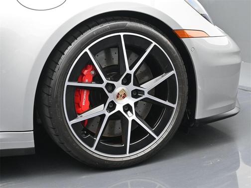 2025 Porsche 911 Carrera GTS