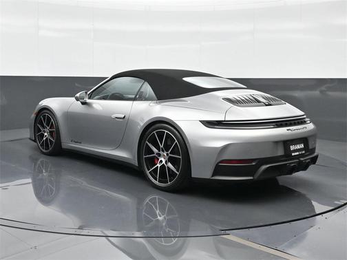 2025 Porsche 911 Carrera GTS