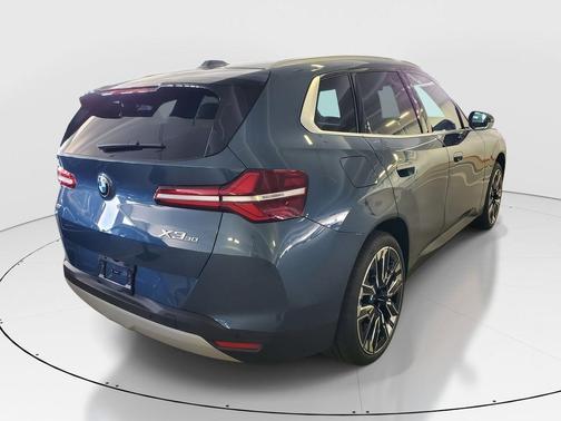 Arctic Race Blue Metallic 2026 BMW X3 30 xDrive