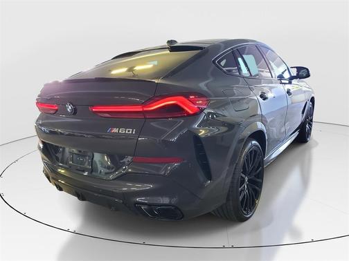 2026 BMW X6 M60i