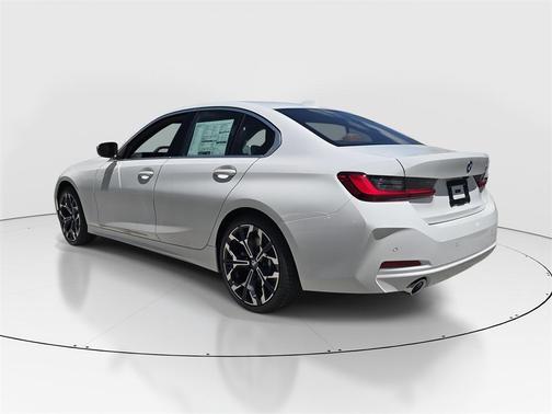 2025 BMW 330 i