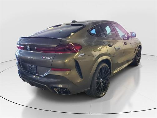 2026 BMW X6 M60i