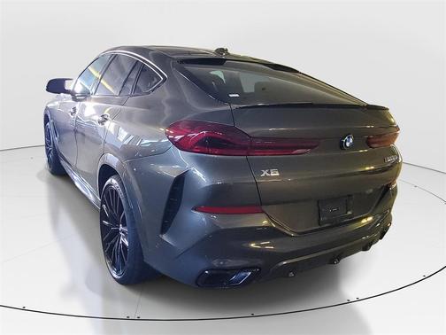 2026 BMW X6 M60i