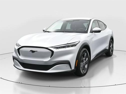 2022 Ford Mustang Mach-E Select