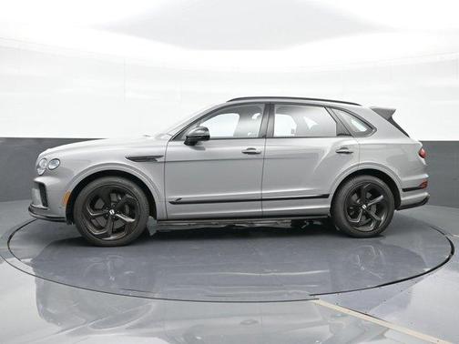 2022 Bentley Bentayga V8