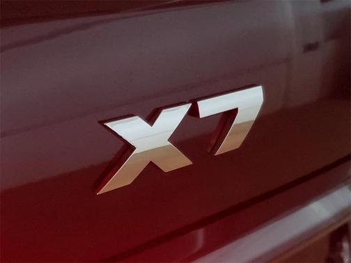 2026 BMW X7 M60i
