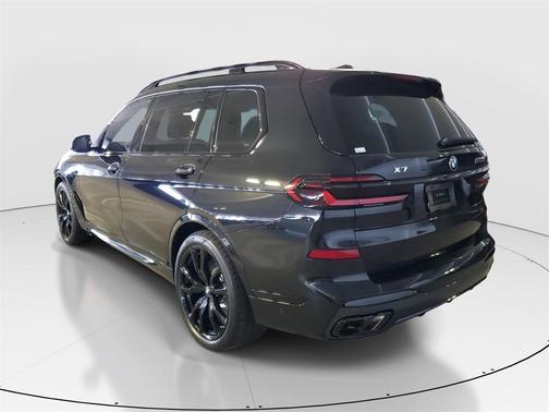 2026 BMW X7 M60i