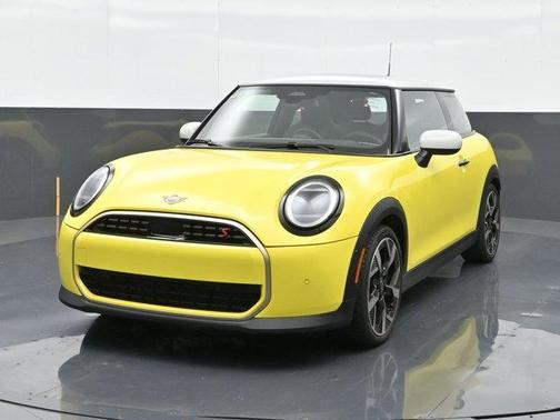 2025 MINI Hardtop SIGNATURE