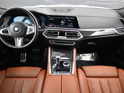 2023 BMW X6 M50i