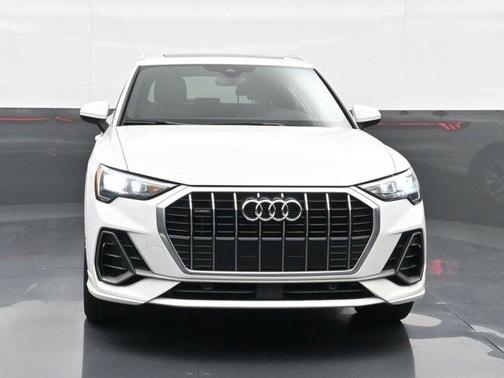 Ibis White 2021 Audi Q3 45 S line Premium