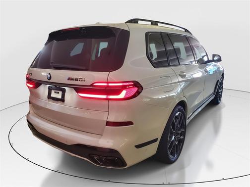 2026 BMW X7 M60i