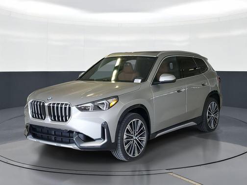 Space Silver 2026 BMW X1 xDrive28i
