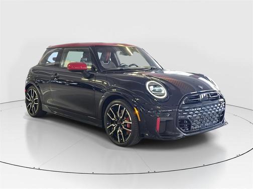 2025 MINI Hardtop JCW