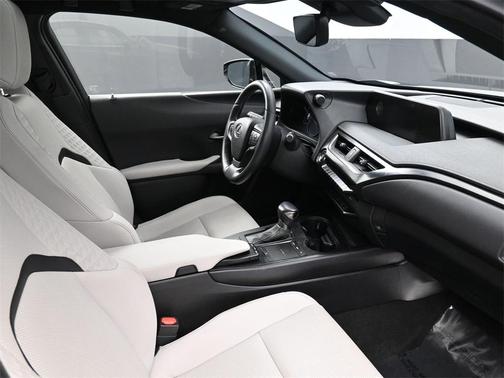 2021 Lexus UX 200 Base