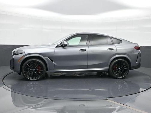 Gray Metallic 2026 BMW X6 xDrive40i