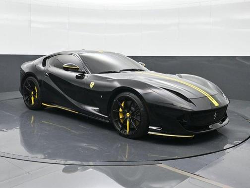 2020 Ferrari 812 Superfast Base