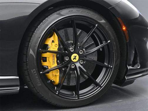 2020 Ferrari 812 Superfast Base