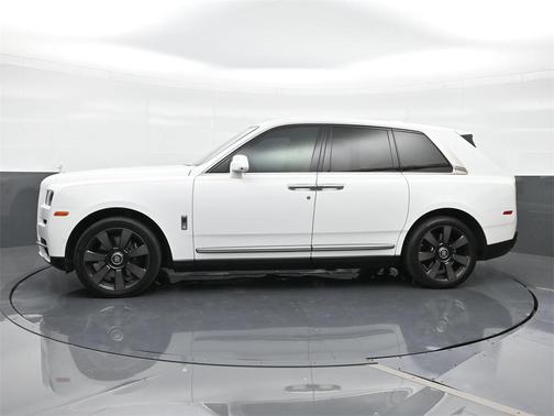 2022 Rolls-Royce Cullinan Base