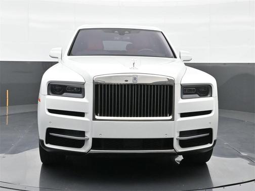 2022 Rolls-Royce Cullinan Base