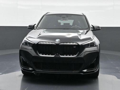 Black Sapphire Metallic 2024 BMW X1 M35i