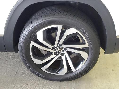 2023 Volkswagen Atlas Cross Sport 2.0T SEL