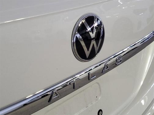 2023 Volkswagen Atlas Cross Sport 2.0T SEL