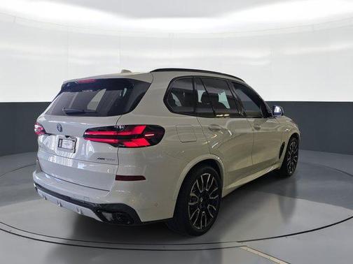 Mineral White Metallic 2026 BMW X5 PHEV xDrive50e