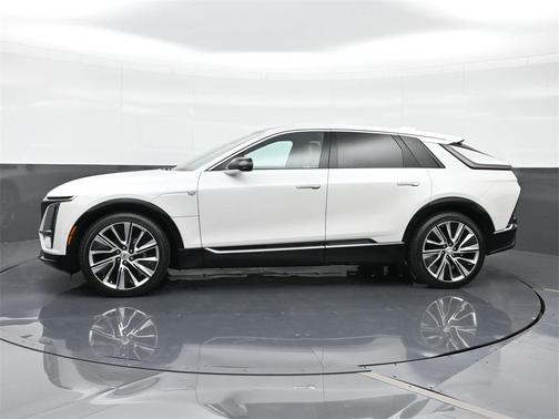 2025 Cadillac LYRIQ Luxury