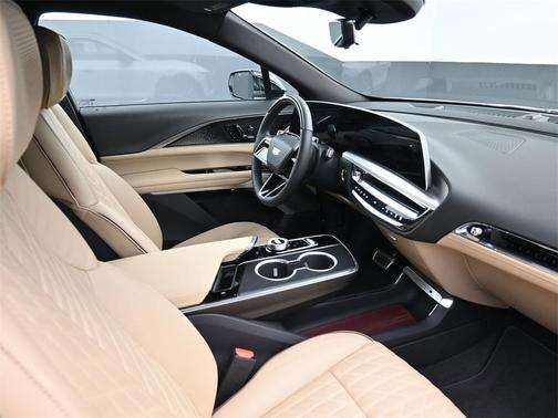 2025 Cadillac LYRIQ Luxury