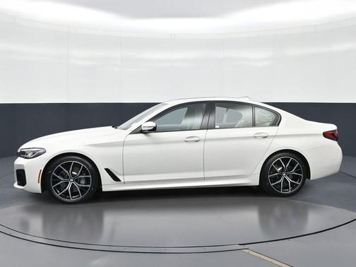 Alpine White 2023 BMW 530 i