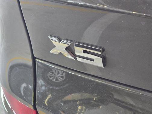 Gray Metallic 2026 BMW X5 M60i