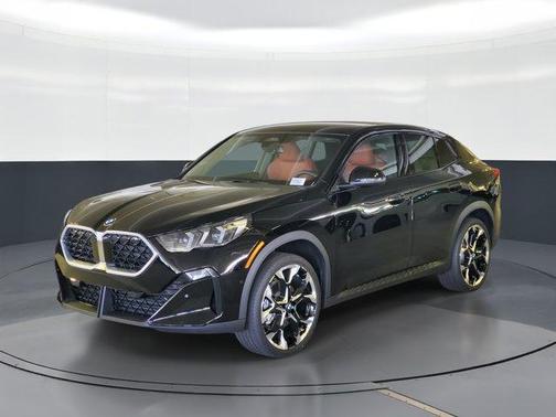 Jet Black 2026 BMW X2 xDrive28i