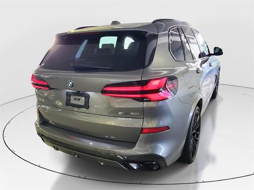 2026 BMW X5 sDrive40i