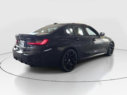2025 BMW 330 i